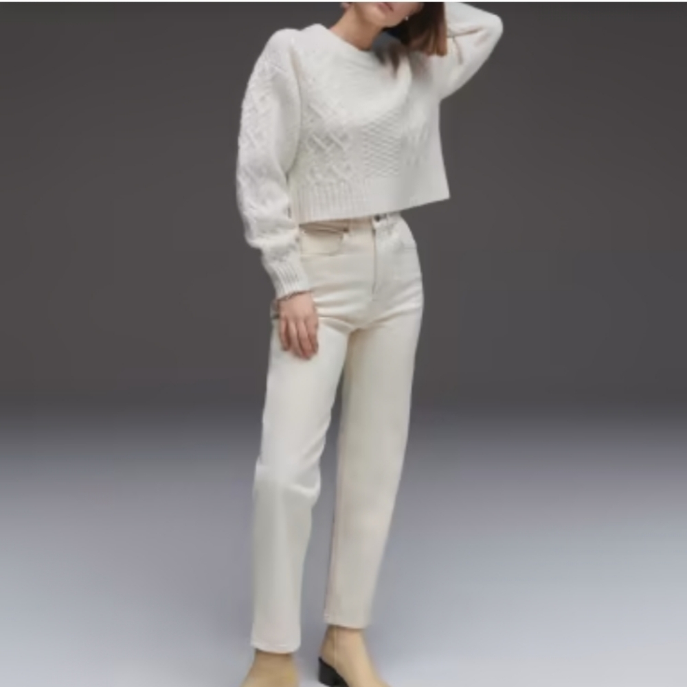Everlane  original cheeky Jean crop in ecru